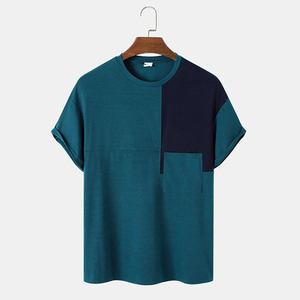 Camiseta de Manga Corta con Cuello Redondo y Bloques de Color para Hombre, Tejida, Casual, Corte Regular, Color Verde Azulado y Azul Marino - Product Image 1