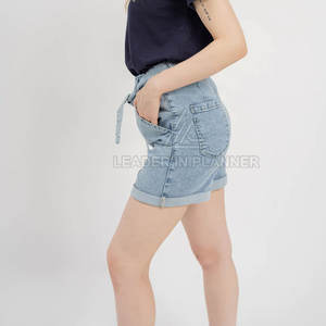 Short en jean léger pour femme, design optimal, fabriqué avec des matériaux de qualité supérieure, short en jean pour femme très vendu - Product Image 3