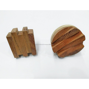 Tiradores de puerta de resina y madera redondos sin cortar hechos a mano tiradores decorativos únicos para actualizaciones de armarios y muebles - Product Image 1