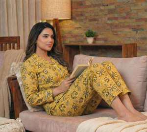 Nouvel Arrivage Ensemble de Pyjama d'Été pour Femme en Coton 100% Imprimé au Bloc Thermique, Simple, Sexy, Doux, Léger, Confortable et Réversible - Product Image 1