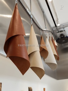 Feuilles de cuir de vachette véritable de qualité supérieure pour la tapisserie et les articles en cuir - Product Image 3