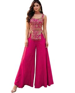 Robe longue Avira Traditionnelle Rose Héritage en Soie Jacquard et Crêpe, Coupe Droite, Séchage Rapide, Idéale pour Mariage et Soirée - Product Image 1