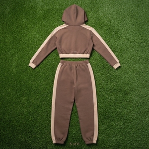 Conjunto de chándal de dos piezas para mujer con cremallera, capucha y detalles de pedrería, sudadera con bloques de color y pantalones de chándal de pierna ancha - Product Image 6