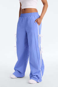 Pantalon de jogging décontracté pour femme à jambe large avec nœud latéral et taille élastique, style streetwear - Product Image 2