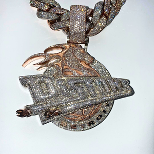 Colgante de Lujo Estilo Hip Hop con Incrustaciones de Diamantes Moissanite VVS, Acabado en Oro Rosa, Joyería Urbana - Product Image 6