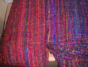 Tissu en Chiffon de Soie 100% Recyclé (Sari), Soie Indienne Écologique Multicolore pour Textiles de Maison, Vêtements et Artisanat - Product Image 2