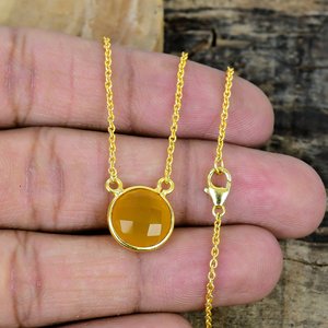 Collier avec pendentif en chalcédoine jaune naturelle de forme ronde, chaîne en argent sterling 925 plaqué or 18 carats - Product Image 4