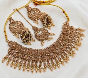 Nouvel ensemble de bijoux ethniques de mariée de haute qualité, collier et boucles d'oreilles en zircon vert plaqué or et rhodium, bijoux de mode pour femmes - Product Image 2