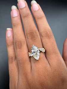 Anillo de promesa con diamante de corte marquesa de 5.01 CT cultivado en laboratorio para mujer, oro sólido de 14K, regalo para novias, para bodas y fiestas. - Product Image 3