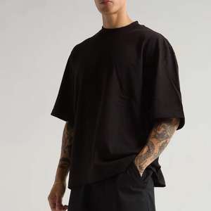 เสื้อยืดพรีเมียมผ้าฝ้าย 100% หนัก 240 GSM ทรงโอเวอร์ไซส์ สไตล์สตรีทแวร์ รับผลิตแบบ OEM ODM ขายส่งจากโรงงาน - Product Image 5