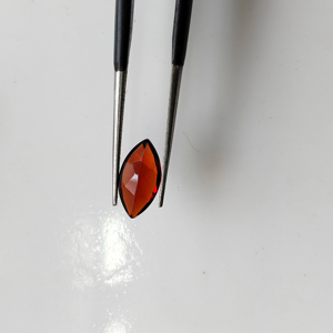 โกเมนสีแดงธรรมชาติ 10x5 มม. ทรงมาร์คีส์ คุณภาพดีที่สุด พลอยเม็ดเดี่ยวสำหรับทำเครื่องประดับ - Product Image 3