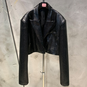 Chaqueta de Invierno 2026 para Mujer, Color Borgoña, de PU de Secado Rápido, Cuero de Grano Completo de Alta Calidad, Relleno 100% Poliéster, Gran Venta - Product Image 1