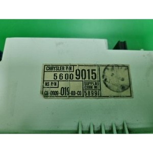 Paneles de Instrumentos Usados para Cherokee II (XJ) 1991-2001 en Excelente Estado 56009015 - Product Image 2