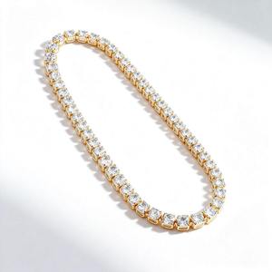 Modernas Pulseras Cuadradas de Oro Amarillo de 10k con Diamantes de Moissanita para Unisex, Pulseras de Moissanita Estilo Hip Hop de la India - Product Image 4