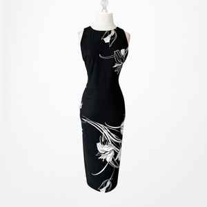 Robe Polo Femme Aventure en Plein Air - Conception Sportive et Durable - Vêtement d'Été à Manches Courtes pour Femme avec Logo Personnalisé - Product Image 1