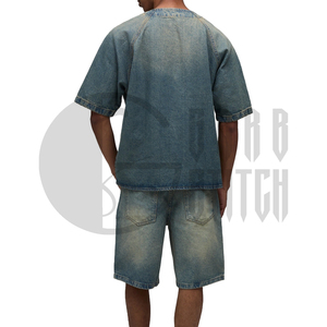 Conjunto de camiseta y pantalones cortos de mezclilla para hombre, estilo vintage, informal, de dos piezas, estilo streetwear de verano, cuello redondo, color sólido - Product Image 5