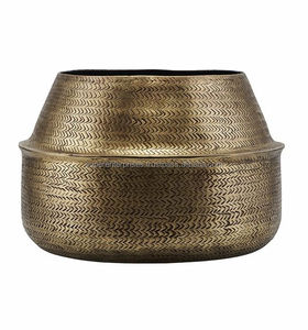 Macetero de metal ornamentado con patrón en relieve, adecuado para temas decorativos tradicionales - Product Image 5