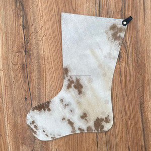 Fait à la main 16 "Grand bas de vacances de Noël en gros Western usiné cuir de vachette Floral amis bas d'arbre de Noël - Product Image 3