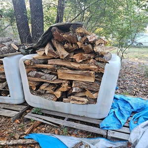 Bois de chauffage en bois dur séché au four : chêne, hêtre, frêne, épicéa, bouleau – Chaleur durable, idéal pour le confort et la chaleur hivernales - Product Image 3