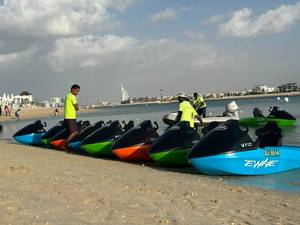Bateau à réaction électrique EWAVE V1, matériau LLDPE, 24 kW, vitesse maximale de 60 km/h, jet ski personnel, 2/1 places, 230 cm - Product Image 2