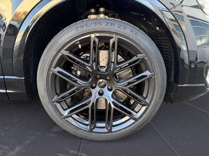 Brand New 2025 Aud i RSQ8 SUV Tiptronic Turbo Panoramic TFSI Quattro 600 HP Leather Seats Sunroof LED Headlights R20 Left Dark - Product Image 6