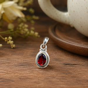 Pendentif Breloque Artisanal en Grenat Rouge Ovale Sertie de Pierres Précieuses, en Argent Sterling 925 Pur Plaqué Or Rose, Bijou Fin, Cadeau pour Elle - Product Image 6