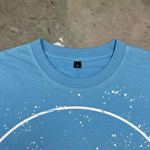 Camiseta de algodón personalizada con lavado ácido, estilo vintage, corte holgado, con gráficos y patchwork, hombros caídos, estilo urbano, de tela gruesa para hombre - Product Image 3