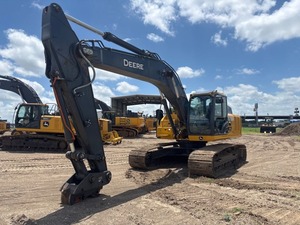 Excavadora de Servicio Pesado 250P 2023 Z030320 de Alto Rendimiento, Suministro al por Mayor - Product Image 3