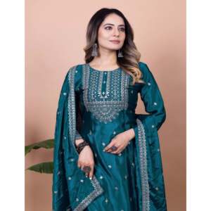 Conjunto de traje de diseñador para mujer con trabajo bordado de secuencia Sharara y Dupatta - Product Image 5