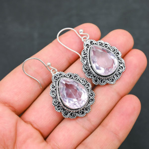 Boucles d'oreilles personnalisées en Kunzite rose créée en laboratoire, en argent sterling 925, 1,9 pouce, bijoux faits à la main en pierres précieuses, boucles d'oreilles fines de style antique, cadeau pour femme - Product Image 1