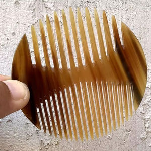Peine de Dientes Anchos de Terracota Ecológico y Biodegradable de Alta Calidad, Único, para el Cuidado del Cabello, Ideal para Viajes y Uso Doméstico, Peine de Masaje - Product Image 1