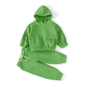 Conjunto Deportivo Transpirable Personalizado para Niños, Sudadera con Capucha y Pantalones Deportivos, Personalizado con Texto o Imagen para Niñas y Niños, Ropa Casual - Product Image 4