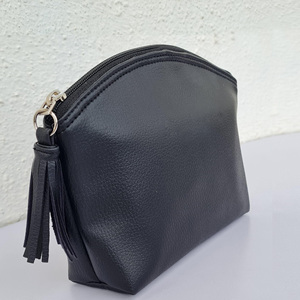 Elegante Bolsa de Cosméticos de Viaje Casual, Bolsa de Maquillaje de Cuero PU con Cierre de Cremallera y Bolsillo Interior con Cremallera, Alta Calidad y Duradera - Product Image 1