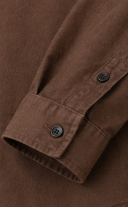 เสื้อเชิ้ตผู้ชายสีน้ำตาล ปกพับได้ แขนยาว สไตล์ลำลอง - Product Image 4