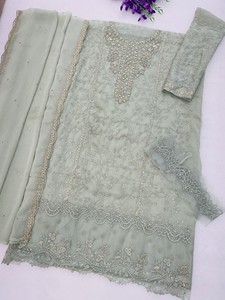 Dhwaja Export - Ensemble semi-couture en mousseline de soie avec broderies et sequins, style moderne pour mariages et occasions festives - Product Image 6