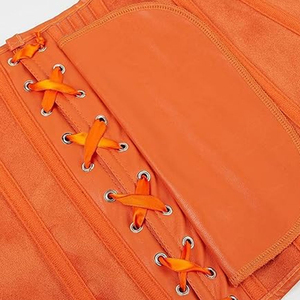 เสื้อครอปหนังผู้หญิงแบบสั้นสั่งทำพิเศษ คุณภาพสูง ดีไซน์ใหม่ล่าสุด รับสกรีนโลโก้ - Product Image 5