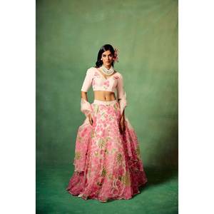 Dernière collection de magnifiques lehenga choli pour les robes de cocktail - Product Image 5