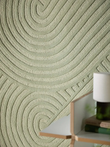 Tapis géométrique en laine tufté à la main, motif boucle, ivoire, sculpté, à bords hauts et bas, forme organique contemporaine, tapis de designer - Product Image 3