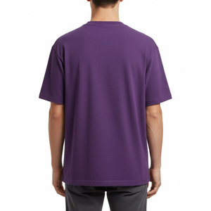 เสื้อยืดผู้ชาย เนื้อผ้านุ่ม น้ำหนักเบา แขนสั้น สวมใส่สบาย เหมาะสำหรับใส่ลำลองทุกวัน แฟชั่นสตรีท และสามารถใส่โลโก้แบบกำหนดเองได้ - Product Image 3