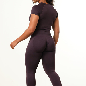 Conjunto Deportivo de Top Corto de Manga Corta con Cuello Redondo y Cintura Alta en Color Sólido para Mujer, Tejido Deportivo de Spandex y Poliéster - Product Image 2