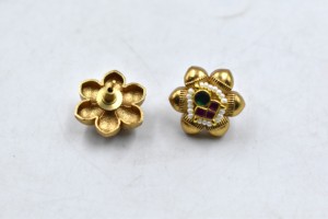 Ensemble collier ras-de-cou et boucles d'oreilles ajustables en laiton plaqué or, style Pachi Kundan Hasli, pour mariage et occasions spéciales - Product Image 5