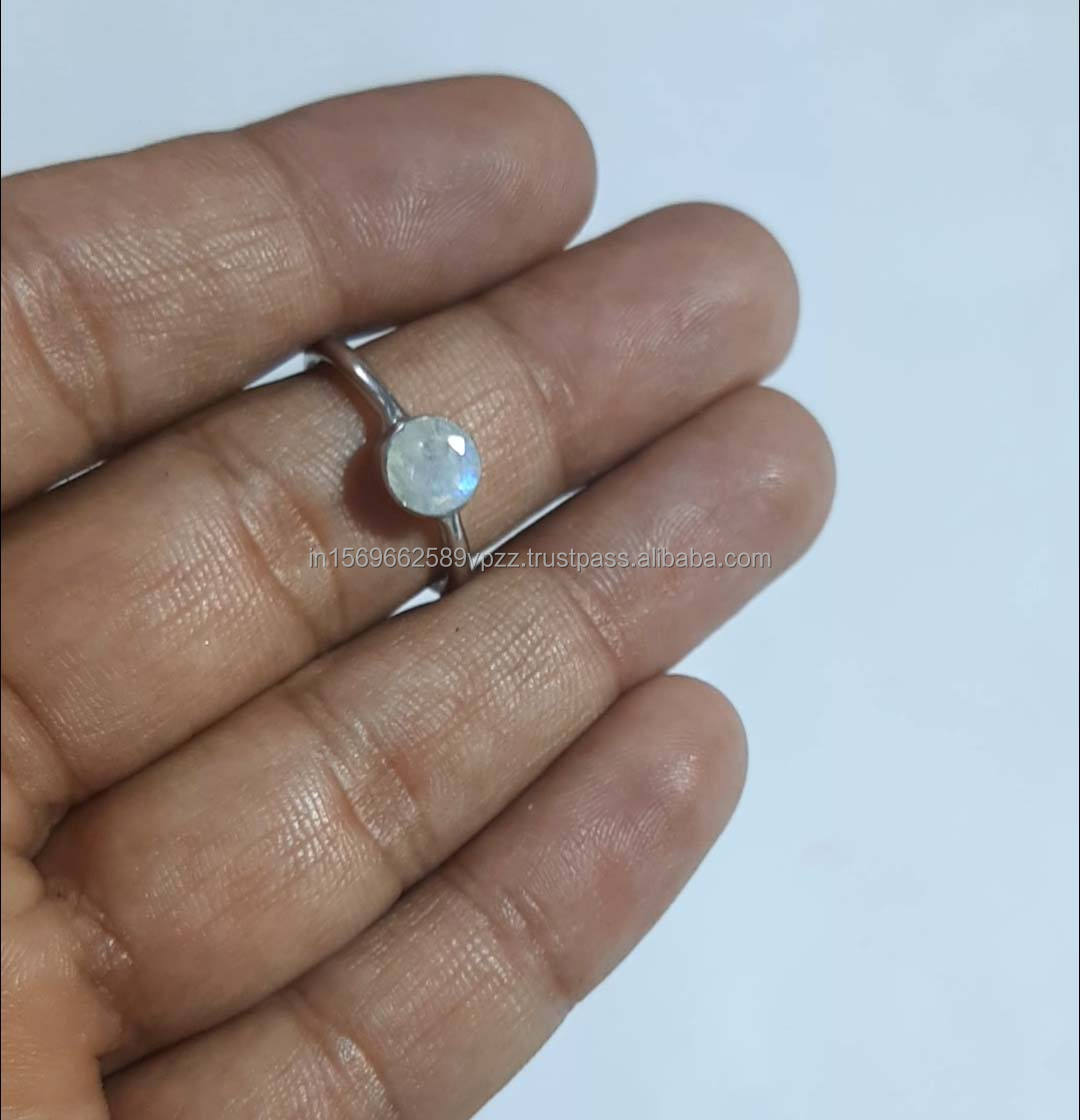 เช่นเดียวกับภาพ