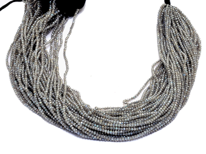 Cuentas facetadas de labradorita de 2 mm, labradorita natural con fuego azul, piedra semipreciosa, cuentas con revestimiento de plata para la fabricación de joyería. - Product Image 2