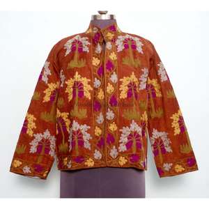 Veste florale brodée artisanale pour femme, style ethnique, doublée coton, pour automne/hiver, avec logo frontal, style bohème - Product Image 1