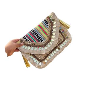 Pochette de soirée design enveloppe bohème de luxe faite à la main pour femmes personnalisée avec doublure en coton motif de tissu vente en gros Inde - Product Image 1