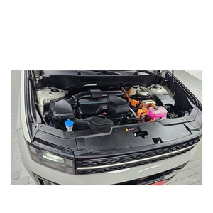 Hyundai Santa Fe HEV 1.6 4WD 2023, 10,926 km, con Caja de Cambios Automática, Asientos de Cuero, Cámara Trasera, Volante a la Izquierda - Product Image 6