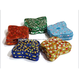 Bướm hình dạng lưu niệm hộp đính Hộp Trái Tim tùy chỉnh chất lượng tốt nhất đính cườm hộp đính với kích cỡ khác nhau Thiết kế dễ dàng để thực hiện - Product Image 1