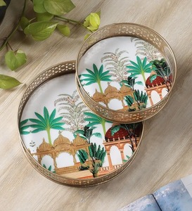 Pot en métal Pichwai de qualité supérieure avec plateau, design traditionnel, récipient décoratif pour la décoration de la maison et les cadeaux - Product Image 1