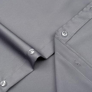 Camisa de vestir de manga larga gris sólido para hombre, con cuello vuelto, informal, con botones - Product Image 3