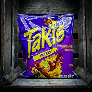 Auténticas Tortillas Enrolladas Takis Fuego con Intenso Sabor a Chile y Limón, Perfectas para Fiestas, Reuniones y Comer a Diario - Product Image 4